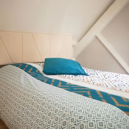 ++++ Cosy Duplex ++++ A 5 Min Des Remparts Et 12 Min De Place Dalton A Pieds *